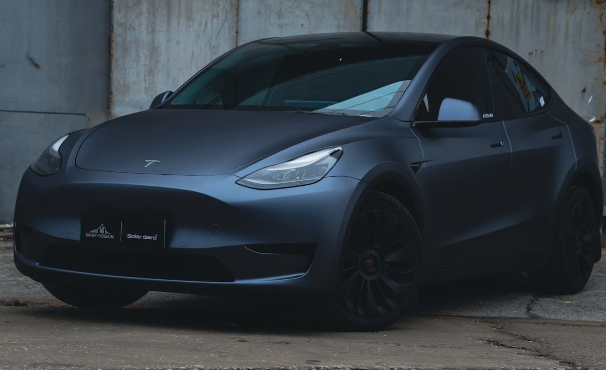 Tesla Model 3 and Model Y guides